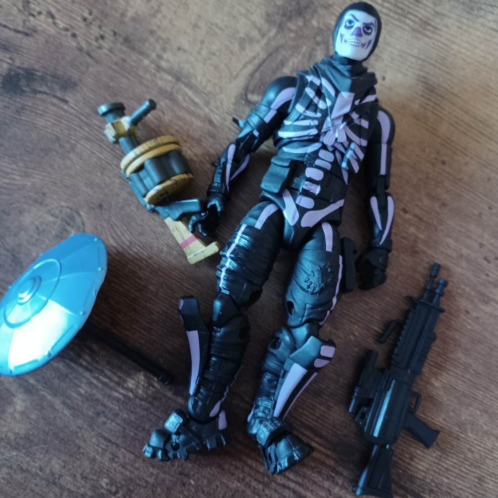 Fortnite Purple Skull Trooper Action figure